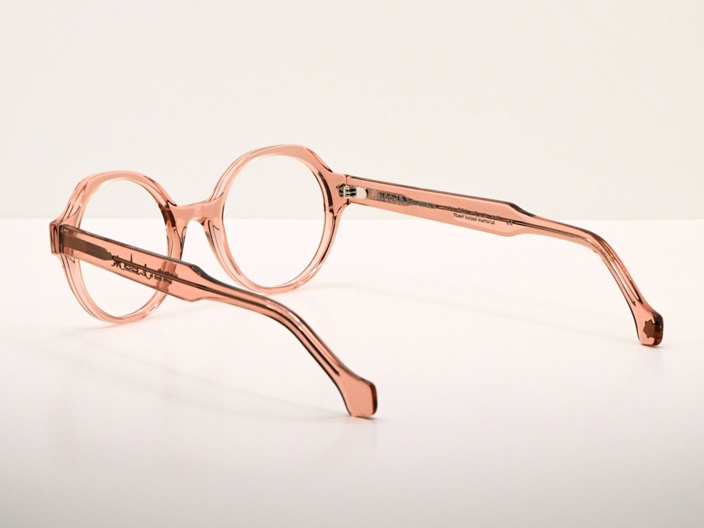 Louise-roze-side.jpg